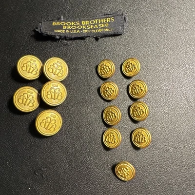 BROOKS BROTHERS BB COUNTRY CLUB SIGNATURE LOGO REPLACEMENT BUTTON Lot of 14 - Image 1 of 4