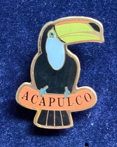 ACAPULCO MEXICO OUCAN SOUVENIR PIN BADGE - Picture 1 of 3