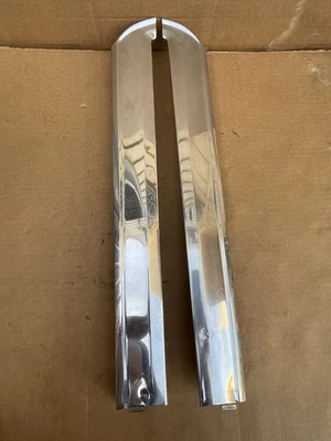 Ford Mustang 1965 1966 1967 1968 convertible poste de parabrisas moldura de acero inoxidable Foto 1 de 4