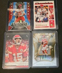 Patrick Mahomes 16 Card Lot Including Inserts, Variations, and Base Cards - Picture 1 of 4