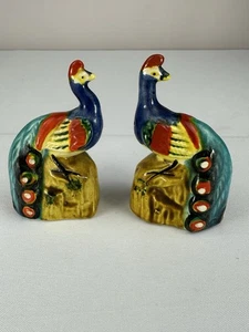 Vintage Japan Peacock Salt & Pepper Shakers – Hand-Painted Ceramic 1940’s-50’s - Picture 1 of 9
