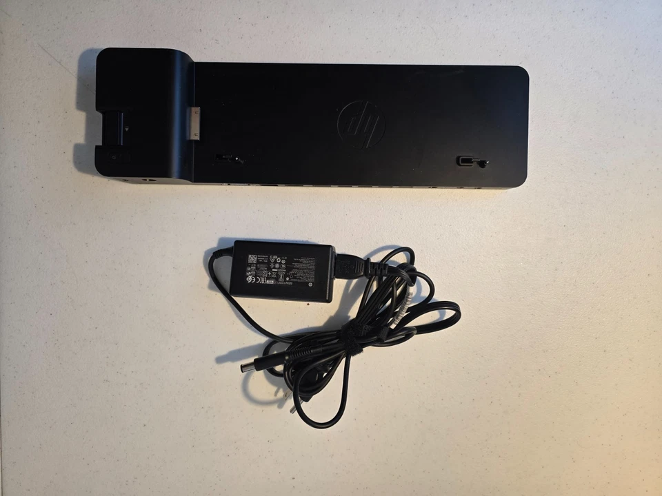 Genuine HP 2013 UltraSlim Docking Station HSTNN-IX10 + HP 65W AC Power Adapter - Image 1 of 1