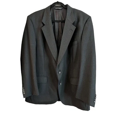 Винтажный мужской блейзер Burberry из 100% шерсти XXL с черными полосатыми пуговицами и карманами  - Изображение 1 из 4