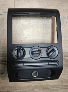 2004-2008 FORD F-150 AC HEATER HVAC Center Dash Radio Trim Bezel OEM XL XLT - Picture 1 of 7