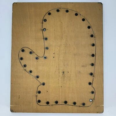 LACING MITTEN - Ellison SureCut Die 10"x12" School Classroom Art Crafts 28411 XL - Image 1 of 4