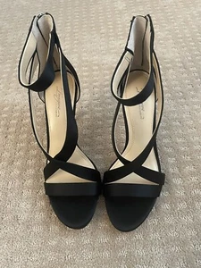Imagine By Vince Camuto Women's Rieta Pump Deluxe Satin Size 9M Brand New - Picture 1 of 2