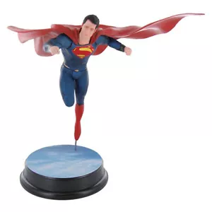 MAN OF STEEL : 1/9 SCALE DRAGON MODEL KIT OF THE MAN OF STEEL VIGNETTE (TK) - Picture 1 of 6