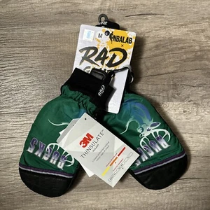 New NBA Rad Ski Gloves Milwaukee Bucks Size Medium NWT 3M Thinsulate - Picture 1 of 2