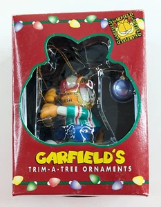 1996 PAWS Garfield Trim-A-Tree Ornament – Baseball Christmas - Vintage - Picture 1 of 4
