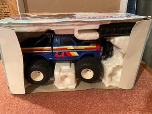 Vintage 1980s Radio Shack 4x4 off roader remote control Blue pickup truck w/ Box - Picture 1 of 16