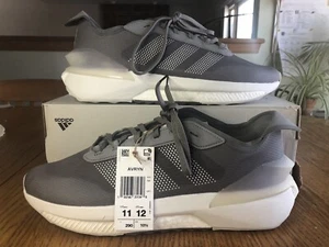 Adidas Avryn Grigio/Bianco Running Taglia 11 Uomo - Foto 1 di 7