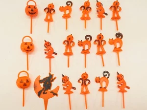 18 Vintage Halloween Picks Cupcake Cake Toppers Witch Cat Pumpkin Man Lot D2737 - Picture 1 of 8