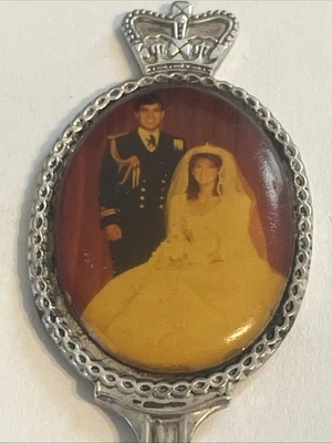 Royal Wedding Andrew & Sarah Vintage Souvenir Spoon Collectible - Image 1 of 4
