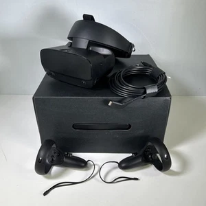 Lenovo Oculus Rift S VR Headset With Controllers & Cables Near Mint - Picture 1 of 24