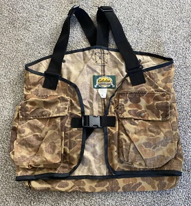 VTG Cabela's Duck Camo Hunting Vest USA Cargo Pockets Detachable Game Pouch M - Picture 1 of 8
