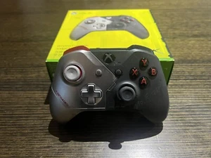 Xbox One Cyberpunk 2077 Controller - Limited Edition - Excellent Condition Boxed - Picture 1 of 12