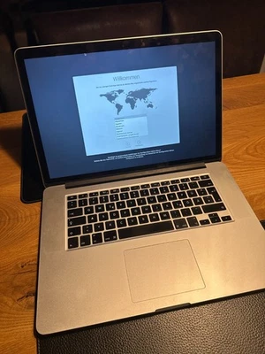 Apple MacBook Pro 15 Zoll Mid 2012  i7 2,30 GHz 256GB SSD 16GB A1398 - Bild 1 von 4