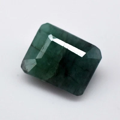 2.65ct 8.40x7.47mm Radiant Cut Natural Zambian Green Emerald Gemstone - Image 1 of 4