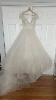 Allure 迪士尼婚礼礼服 - 灰姑娘婚礼礼服 6 码 — 第 1/4 张图片