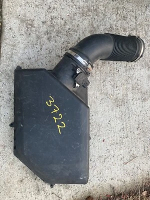 Filtro de aire volvo s60 xc60 s80 limpiador caja superior con sensor de flujo de aire másico 2014-17 Foto 1 de 3