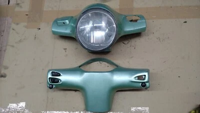 COUVRES GUIDON OPTIQUE HEADLIGHT HANDLEBAR COVER VESPA GTS GT 125 2007 2012 - Photo 1/4