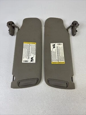 00-06 Chevy GMC Denali Tahoe Suburban Yukon Juego de parasol OEM bronceado/crema bonito Foto 1 de 4