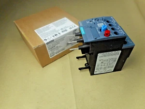 SIEMENS 3RU2126-1HB0 overload relay (NIB) - Picture 1 of 3