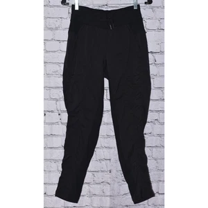 Lululemon Athletica Women's Black Dance Studio Tapered Athletic Pants Size 4 - Picture 1 of 9