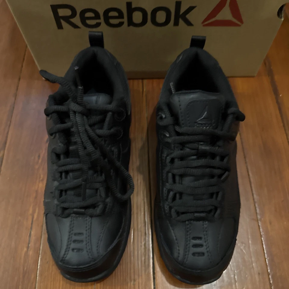 Size 6 - Reebok Jorie Black