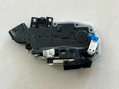Door lock latch actuator for Nissan Sentra March Versa Xtrail Front Left driver - Image 1 of 4