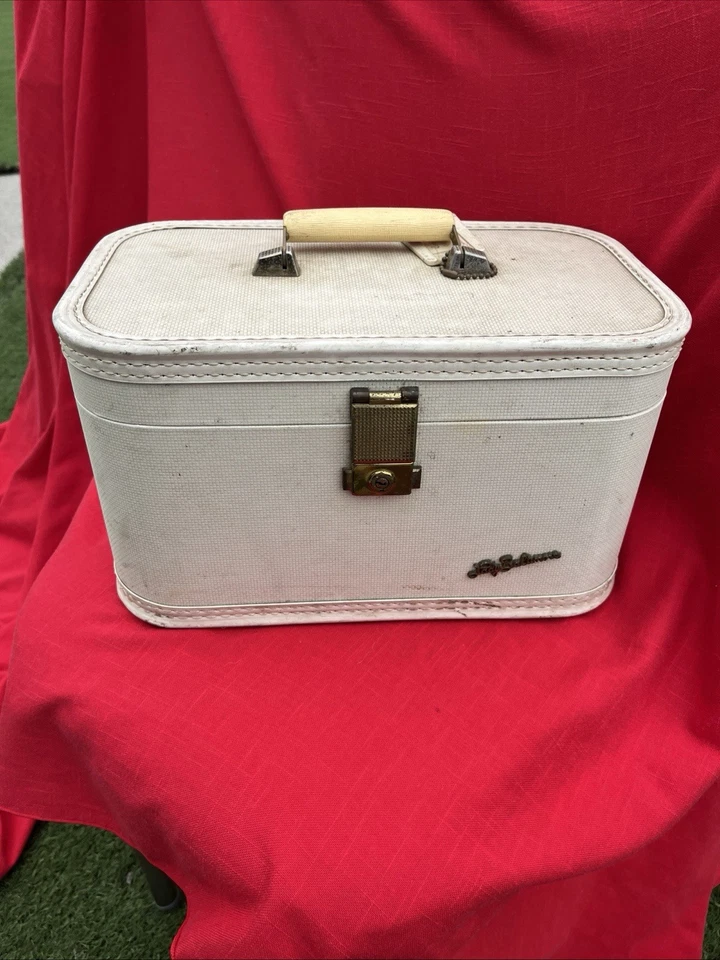 火车箱女士巴尔的摩白色化妆品梳妆盒镜面带托盘 — 第 1/4 张图片