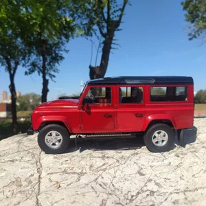 1:18 NEW Land Rover Defender 110 Heritage RHD Red Color Diecast Model Car - Picture 1 of 11