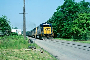 Original Dia: CSX (Three Rivers) SD50 8638 8354 Erie, PA 1993 Action - Bild 1 von 1