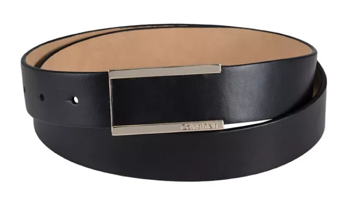 Cinturón deslizable moderno con logotipo grabado Calvin Klein para mujer - talla 3X - cuero negro Foto 1 de 4