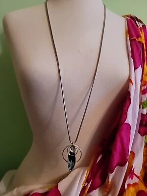 Collar Largo Plateado Cristal Gris Ojo que te veo Estilo Uno De 50 Foto 1 de 4