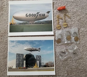 Surtido de 10 fotos y artículos de dirigible Goodyear - Imagen 1 de 4