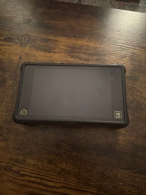 Monitor Atomos Ninja Inferno 7" 4K HDMI con SSD azul WD de 1 TB Foto 1 de 4