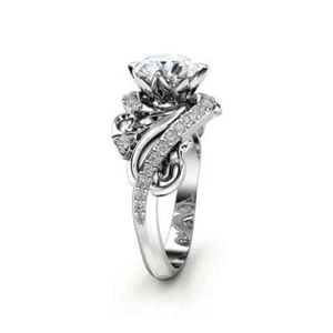 Cornice Fiore Con Zircone Tondo Bianco 1,6CT Anello Fidanzamento Matrimonio Argento 925 - Foto 1 di 4