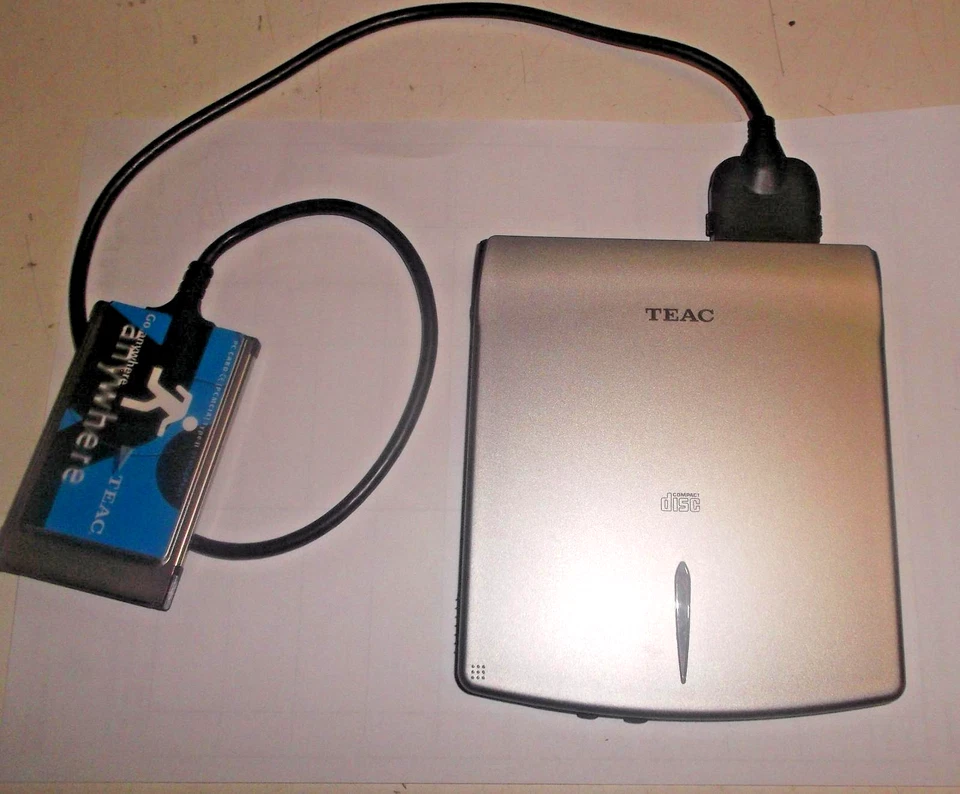 Vintage Teac PortaCD Portable PCMCIA External CD-ROM Drive PC Card CD-224PE - Image 1 of 1