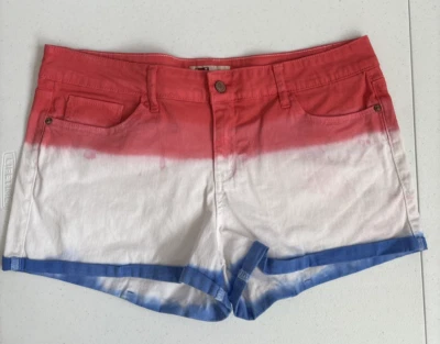Lei Junior's Size 17 Ashley Lowrise Tie Dye Red White Blue Jean Shorts - Image 1 of 4