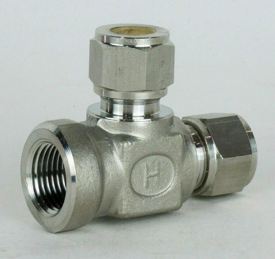  1/2" Tube x 1/2" Tube x 1/2" FNPT 316ss Female Run Tee Hoke Gyrolok 8TFT8316 - Image 1 of 1