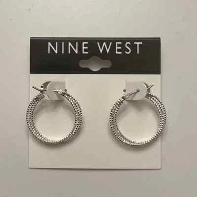 Pendientes Argolla Texturizados Nine West Multi-Fila 1" Tono Plata Nuevos  Foto 1 de 4