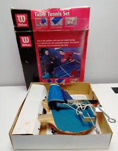 Juego de tenis de mesa Wilson 4 paletas abrazaderas de red 1 pelota juego de ping pong vintage - Imagen 1 de 16
