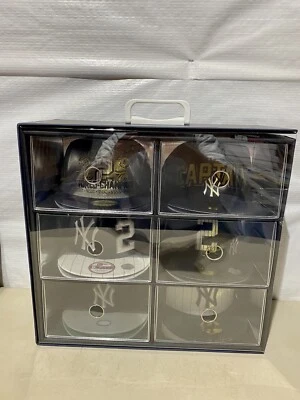 DEREK JETER NEW ERA LIMITED EDITION 6 HAT BOX SET # 46/180 Collector Box  7 1/4 - Imagem 1 de 4