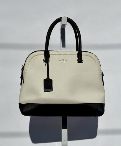 Borsa a tracolla KATE SPADE Cedar Street Maise in pelle saffiano bianca e nera di design