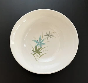 Vintage Sabin China Tiger Lily 8-3/4” Round Vegetable Bowl green blue gray white - Picture 1 of 3