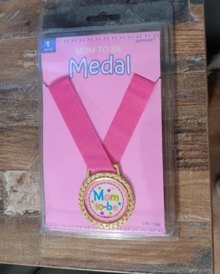 全新无标签妈妈奖章 - 适合婴儿淋浴 — 第 1/3 张图片