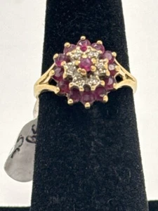10K YELLOW GOLD RUBY AND DIAMOND CLUSTER RING 3G SIZE 6 (TDW034590) - Picture 1 of 5