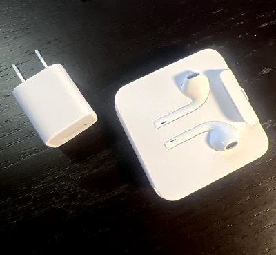 Accessories: Charger AMP Wall , and earphone New, For all Type LC iPhone - Image 1 of 4