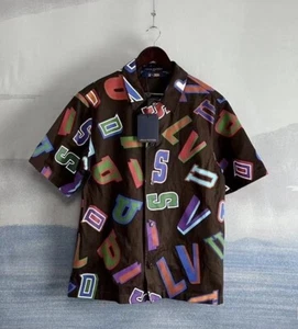 LOUIS VUITTON NBA basket lettera sovracamicia top RM212 maglia manica corta M - Foto 1 di 4